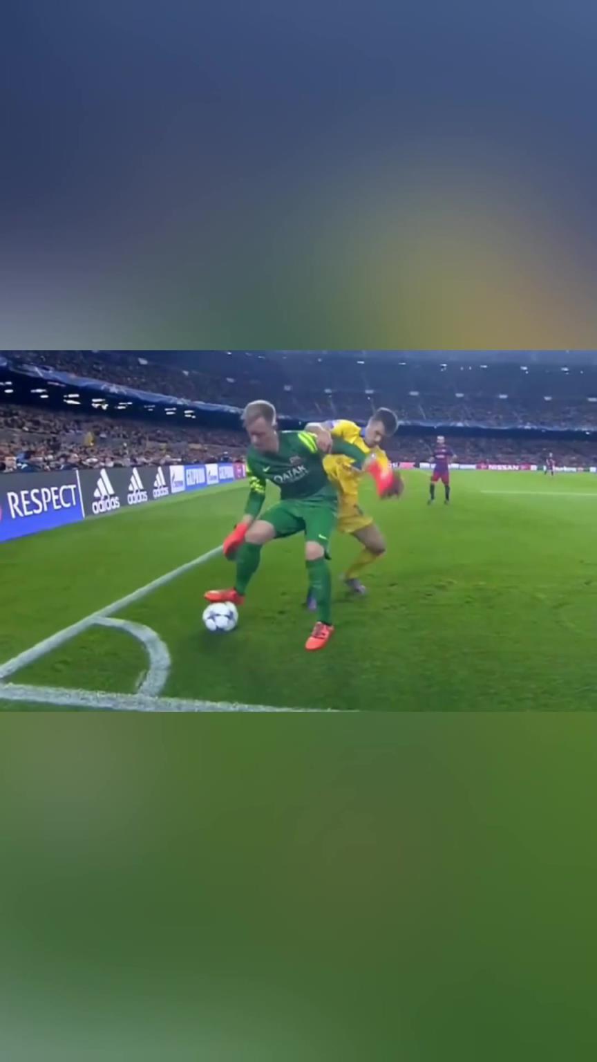 特爾施特根：老子的護(hù)球像亨利！誰來了也不好使！